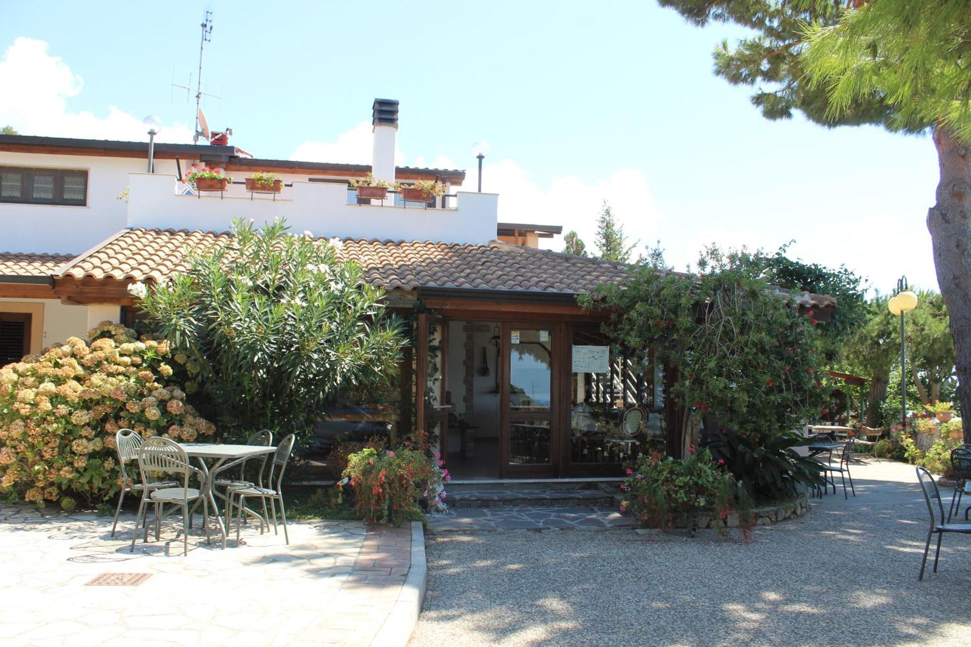 Villa Incanto B&B Caprioli Extérieur photo