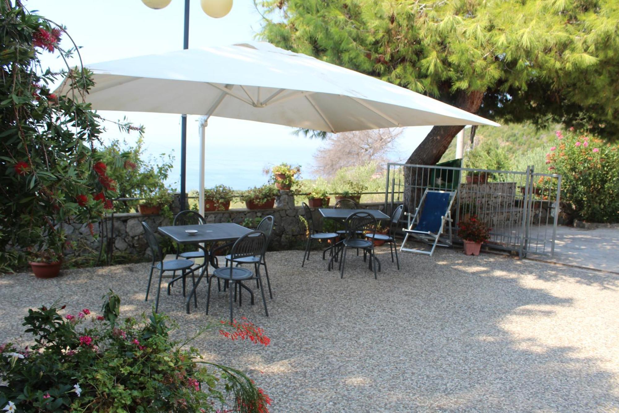 Villa Incanto B&B Caprioli Extérieur photo